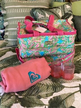 Lilly Pulitzer Pink, Green & Blue Tropical Printed Cooler Tote
